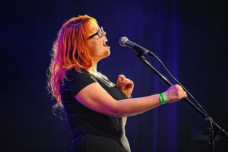 blues_alive15_joanna knitter