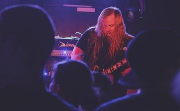 014_Cancer Bats