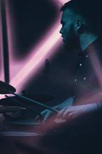 Ton Tron (4)