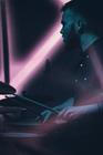 Ton Tron (4)