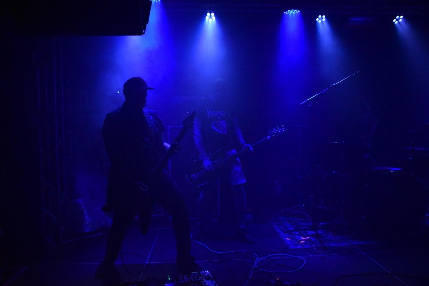 2-Blues For The Redsun