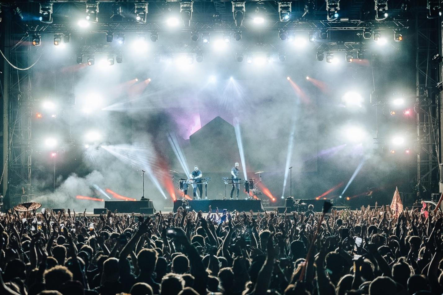 15_Odesza