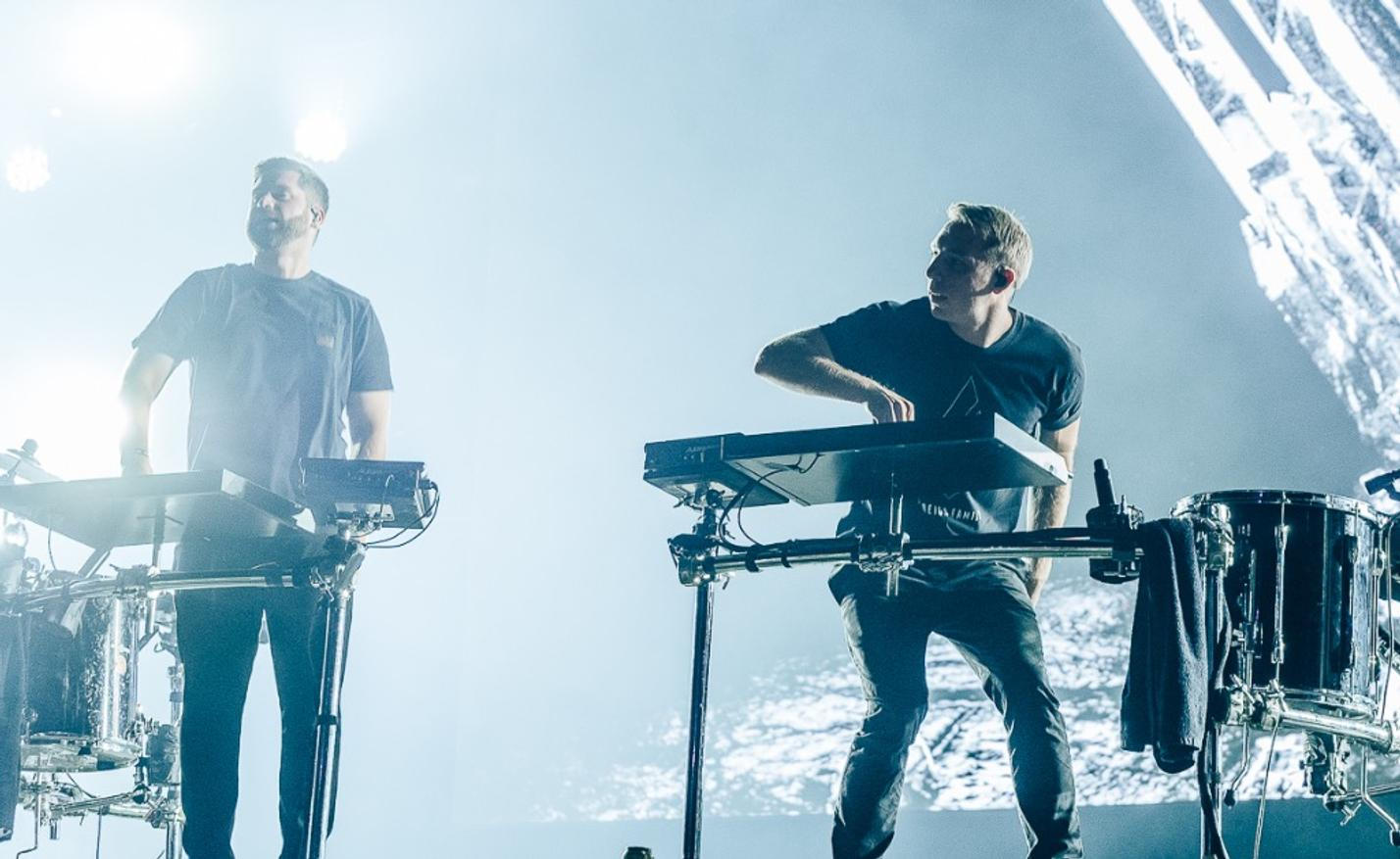 13_Odesza