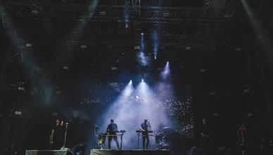 08_Odesza