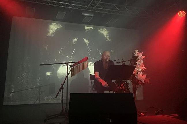 fullmoonzine.cz