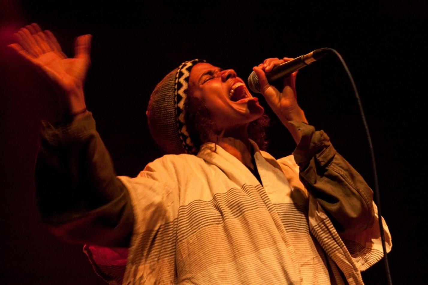Nneka-14