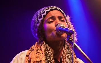 Nneka-6