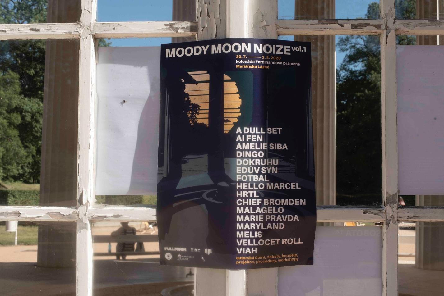 03_moody_moon_noize