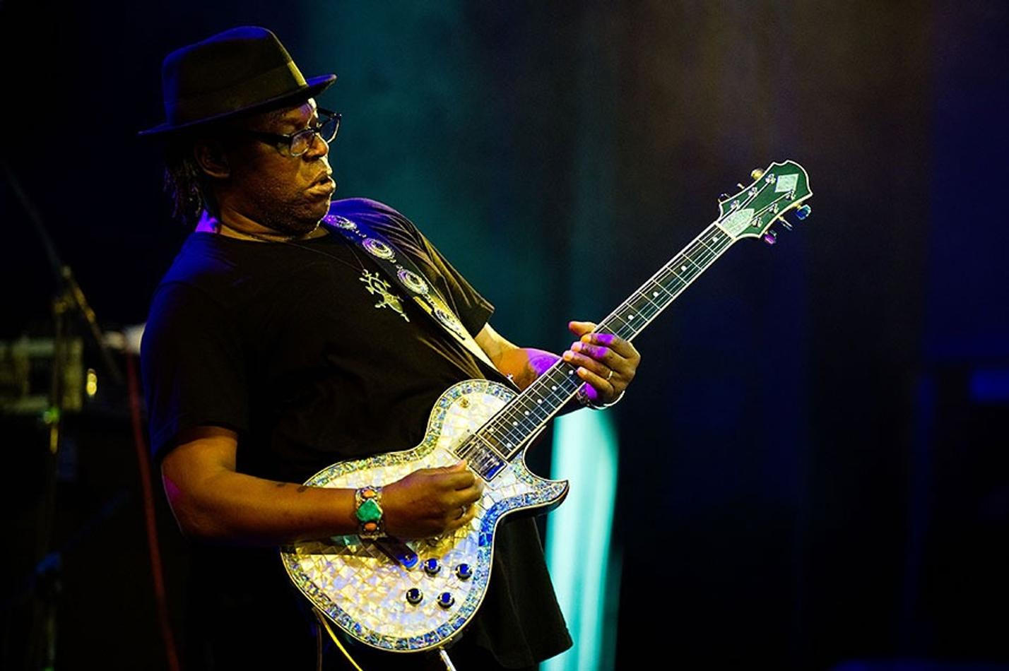 bluesalive-2018-26-joe-louis-walker
