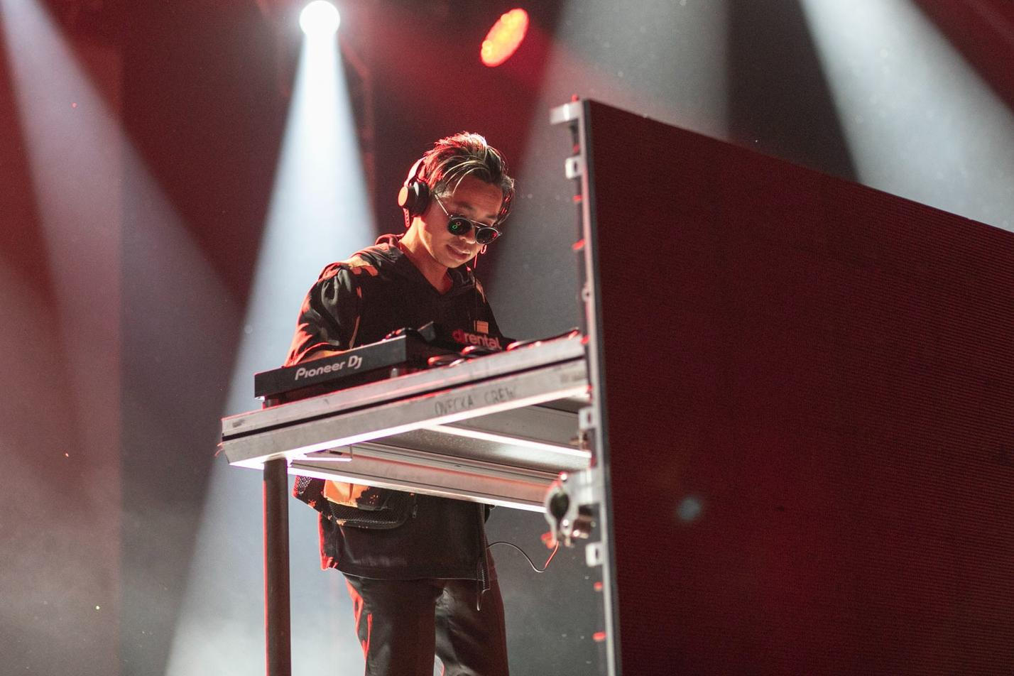 ZHU 2