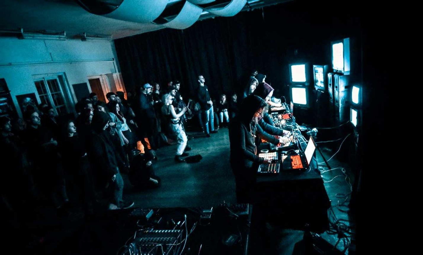 DPD+Escher Fucker 3