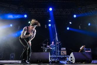 deaf heart (1)