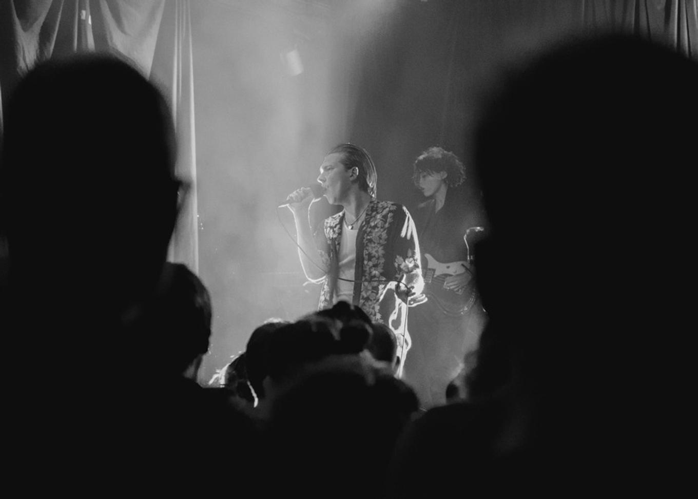 alex cameron-9