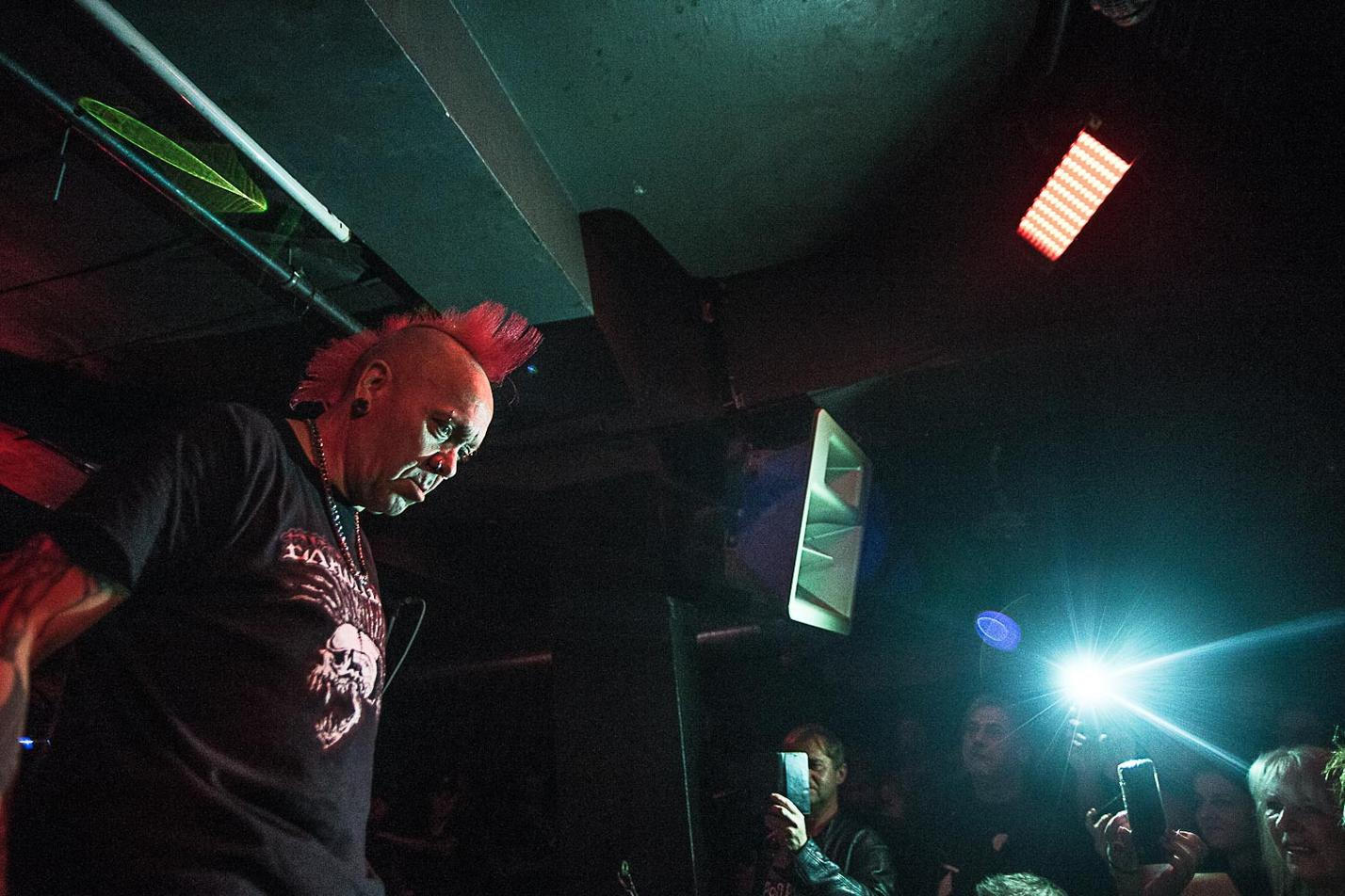 The Exploited (6)