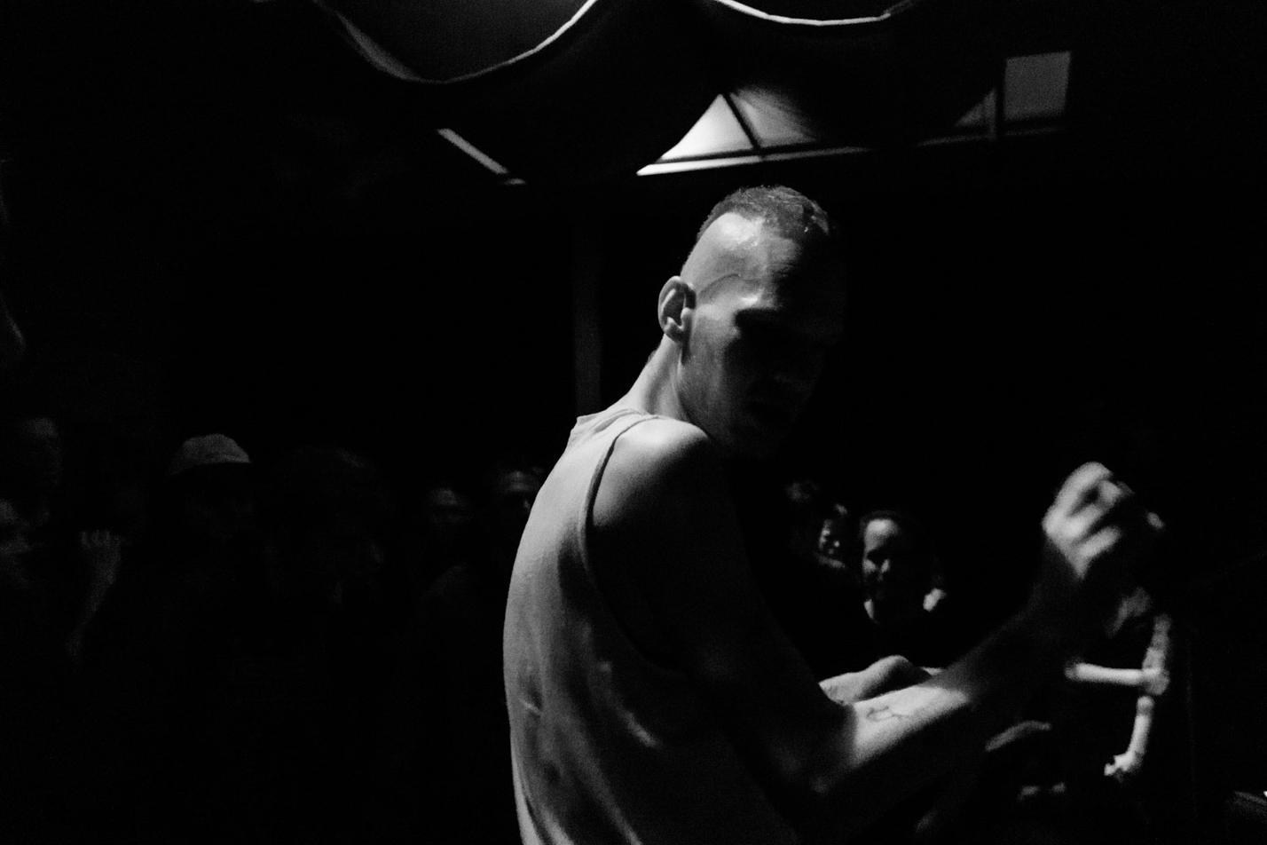 johny-nasilnik-punctum-4
