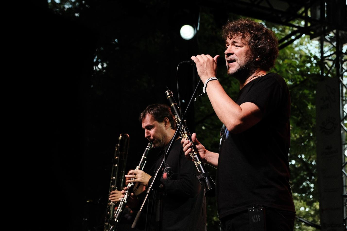 41. Clarinet Factory & Grunik