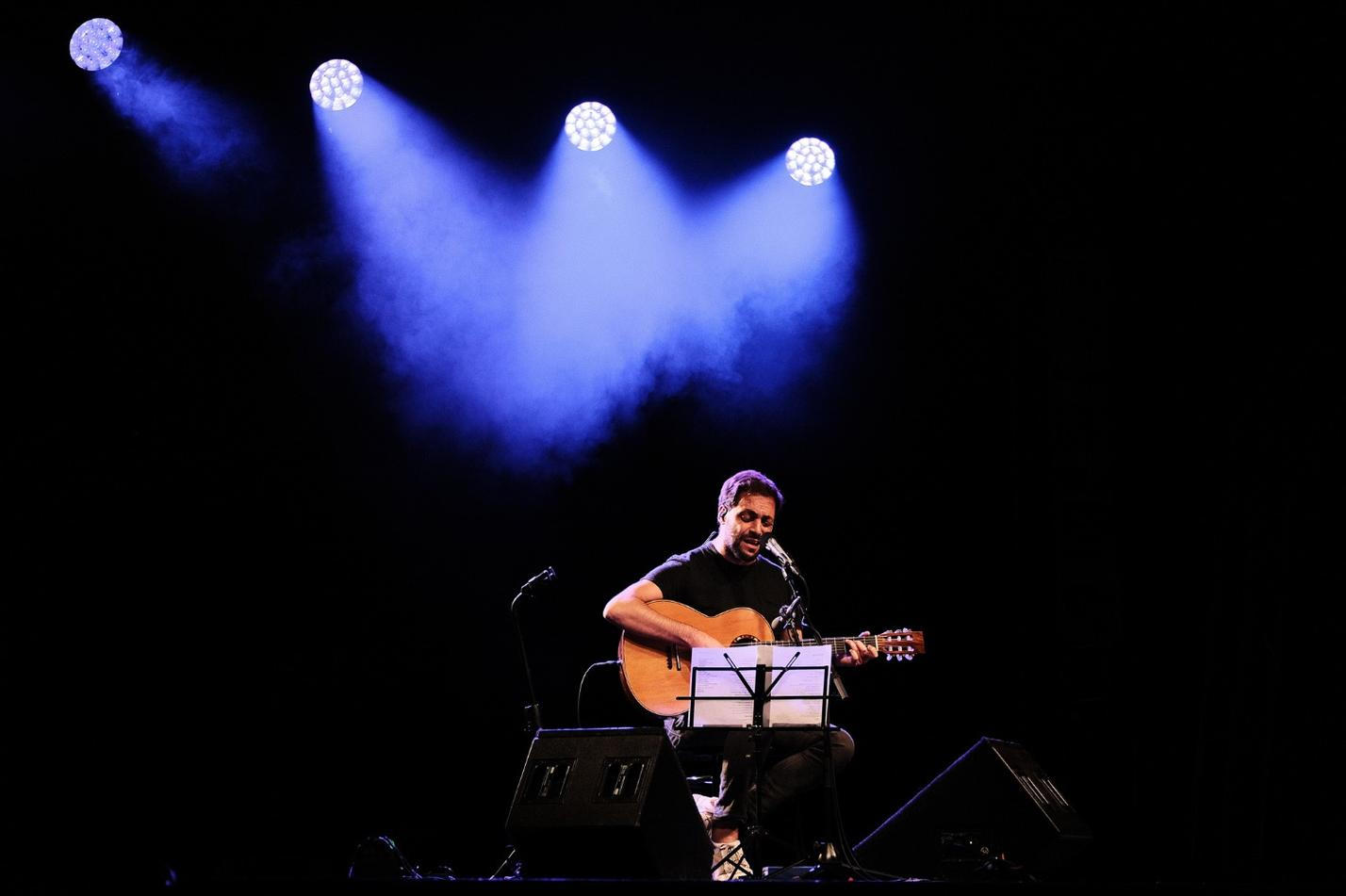 18. António Zambujo