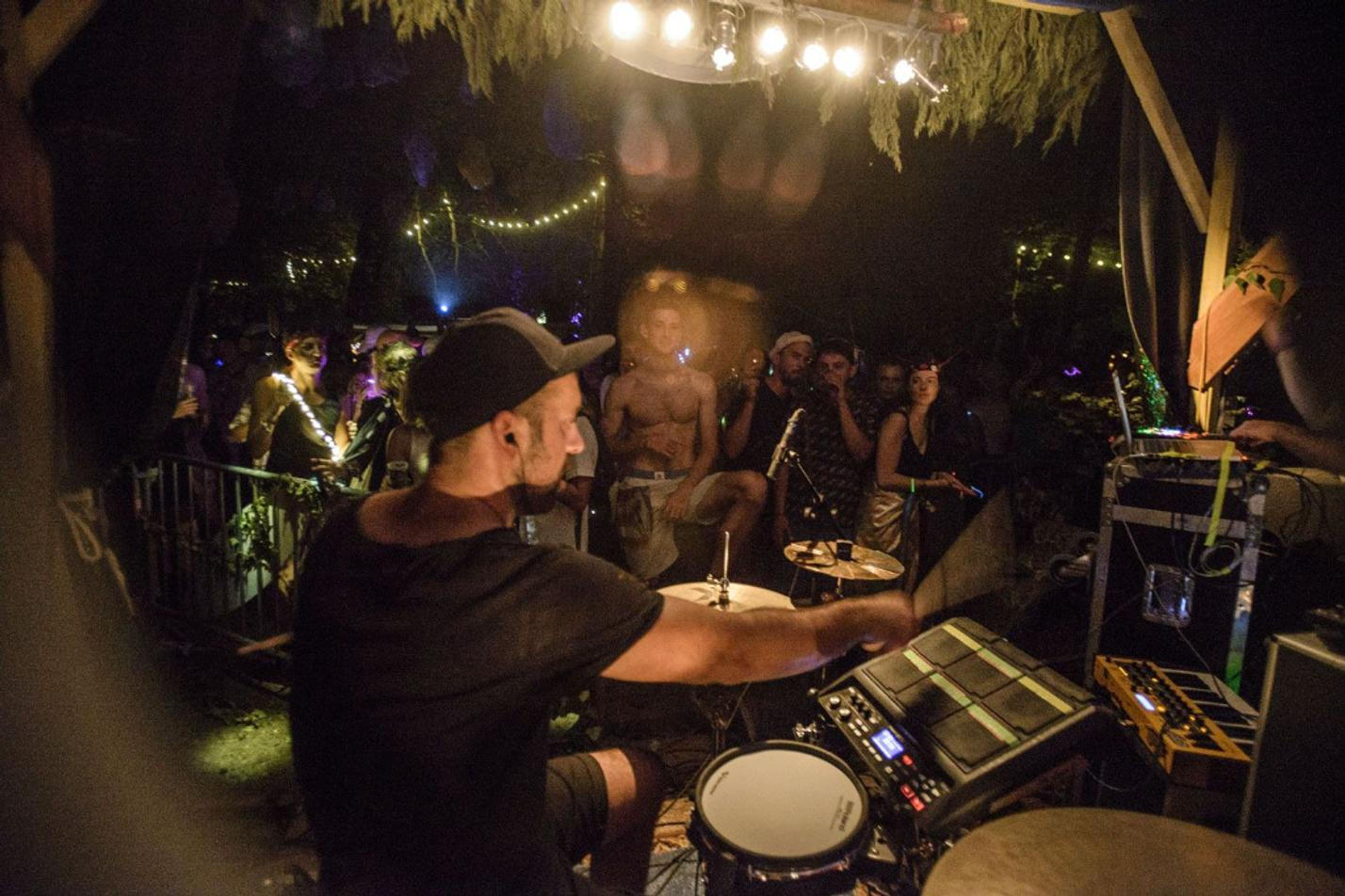 Bratri01