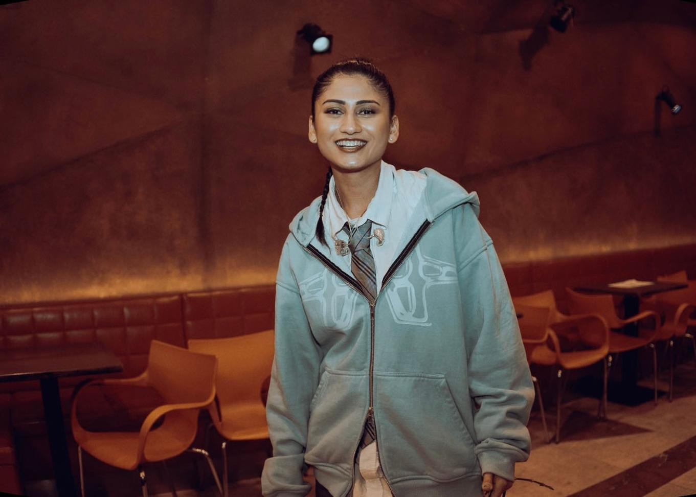 Ashley Mehta_001