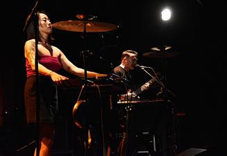 7-Xiu Xiu
