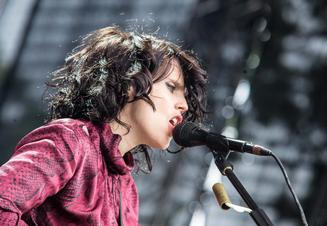 Anna Calvi (2)