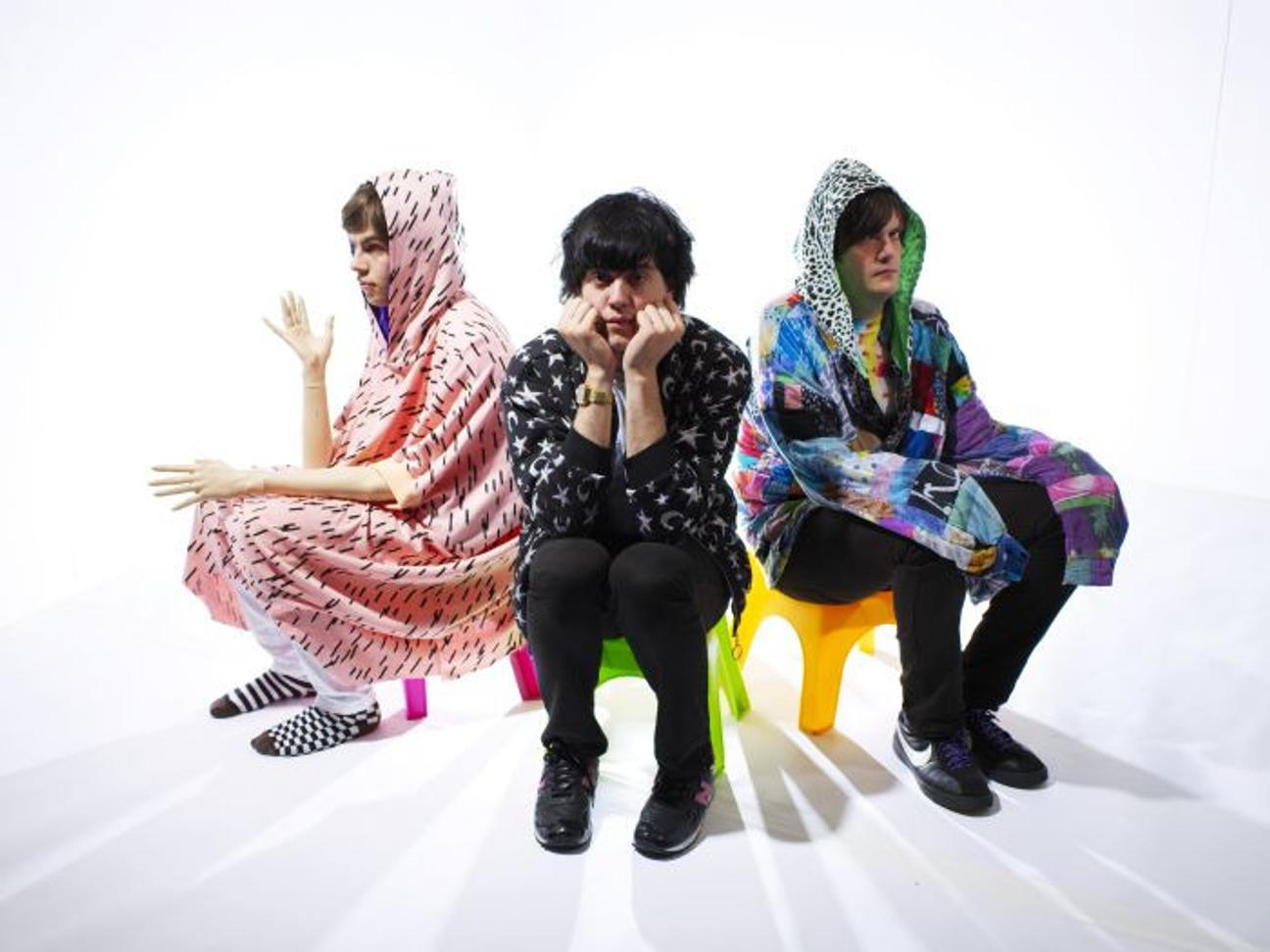 Klaxons v době vydání debutové desky Myths Of The Near Future