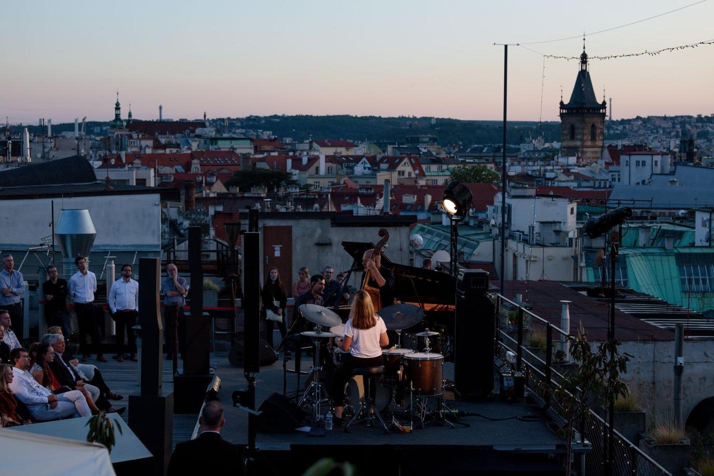 6_avishai_cohen_trio