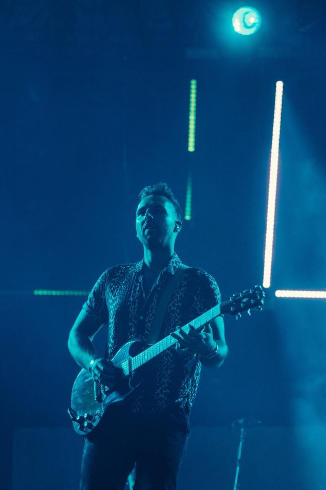 03_Nothing But Thieves
