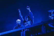 28_Chaismokers