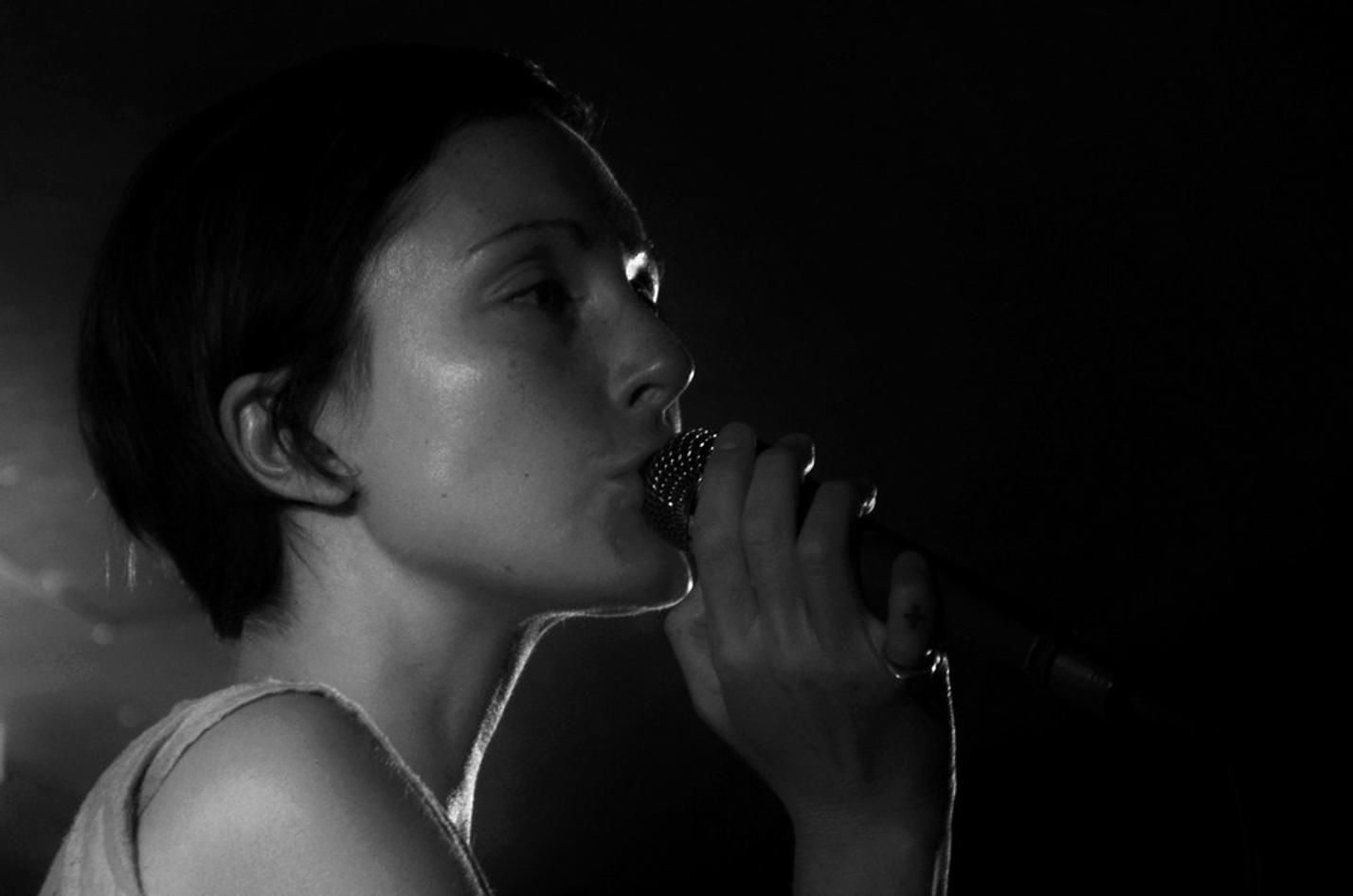 7 Poliça 5