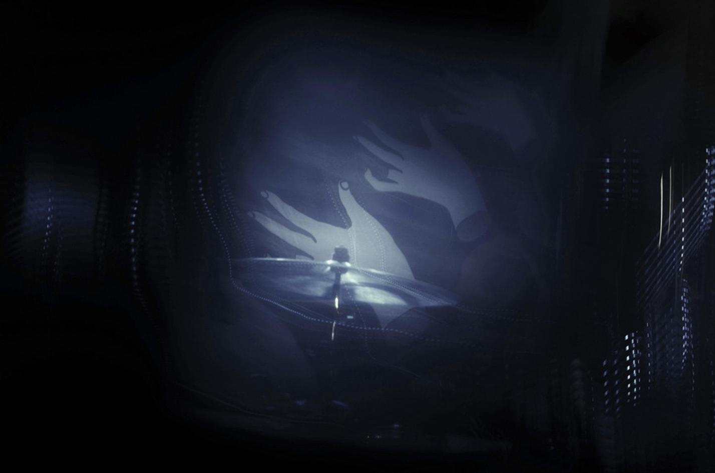 16 Poliça 16