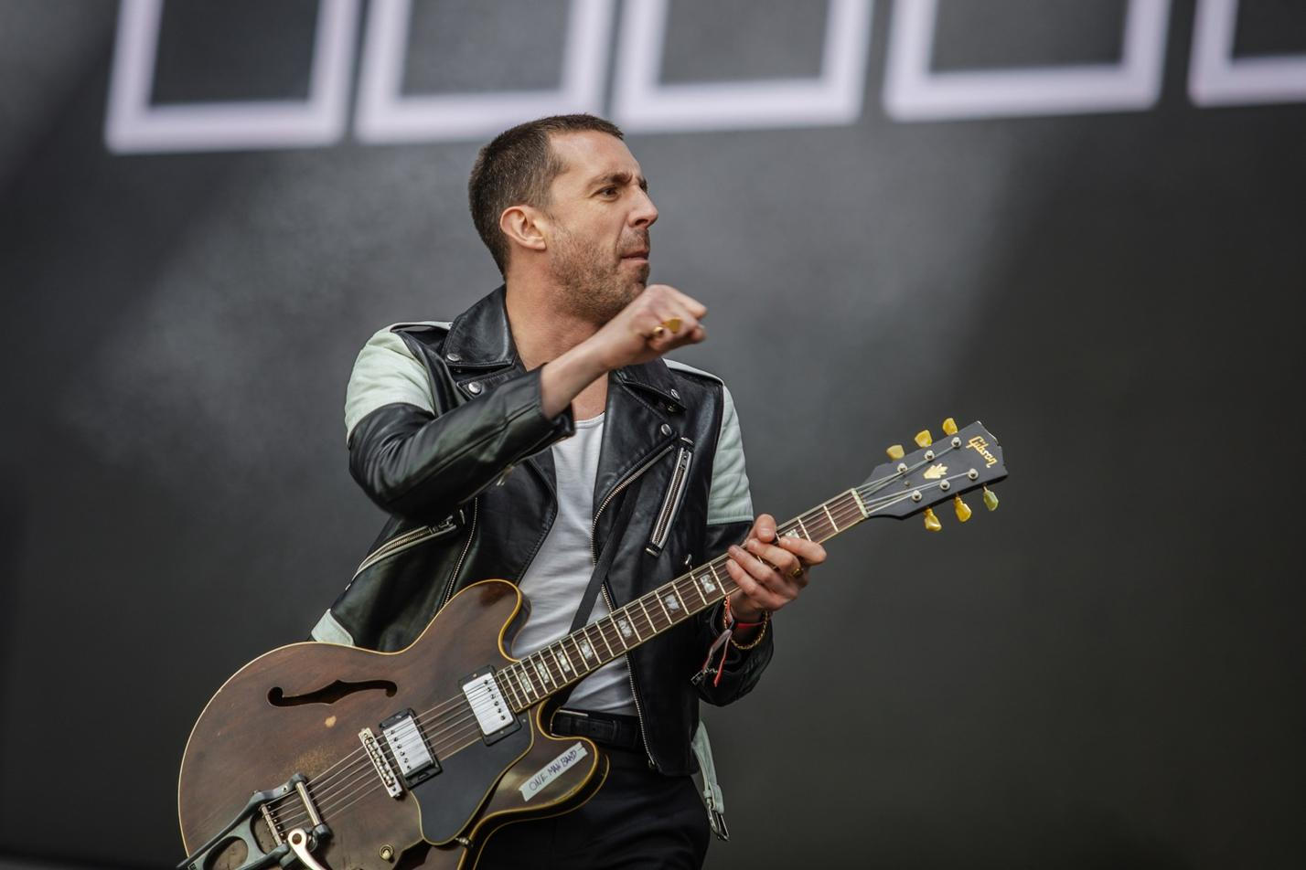 Miles Kane 3