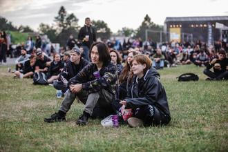 Fans 4 (2)