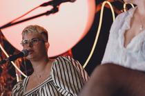 LINDA BARTOŠOVÁ, ANETA MARTÍNKOVÁ