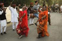 INDIAN_DANCERS_1