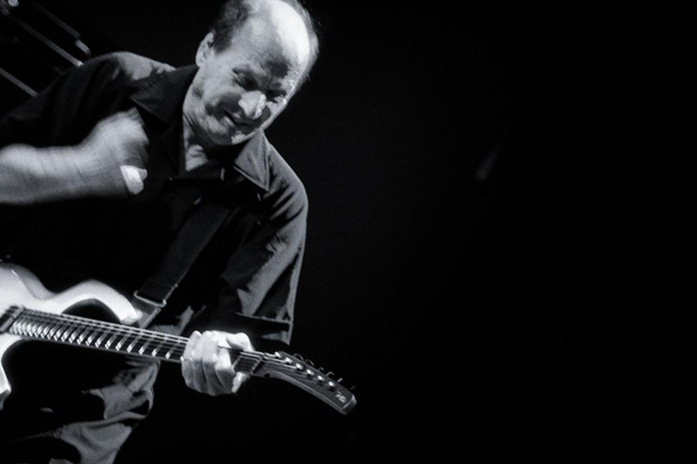 Adrian Belew 6