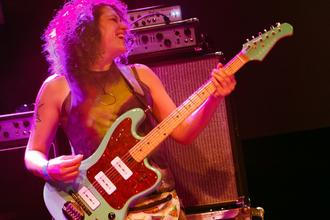 Adrian Belew 14