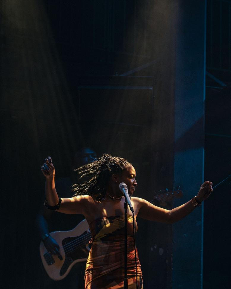 Amahla in concert, The Jazz Cafe, London, UK - 2021-06-18 - 7481