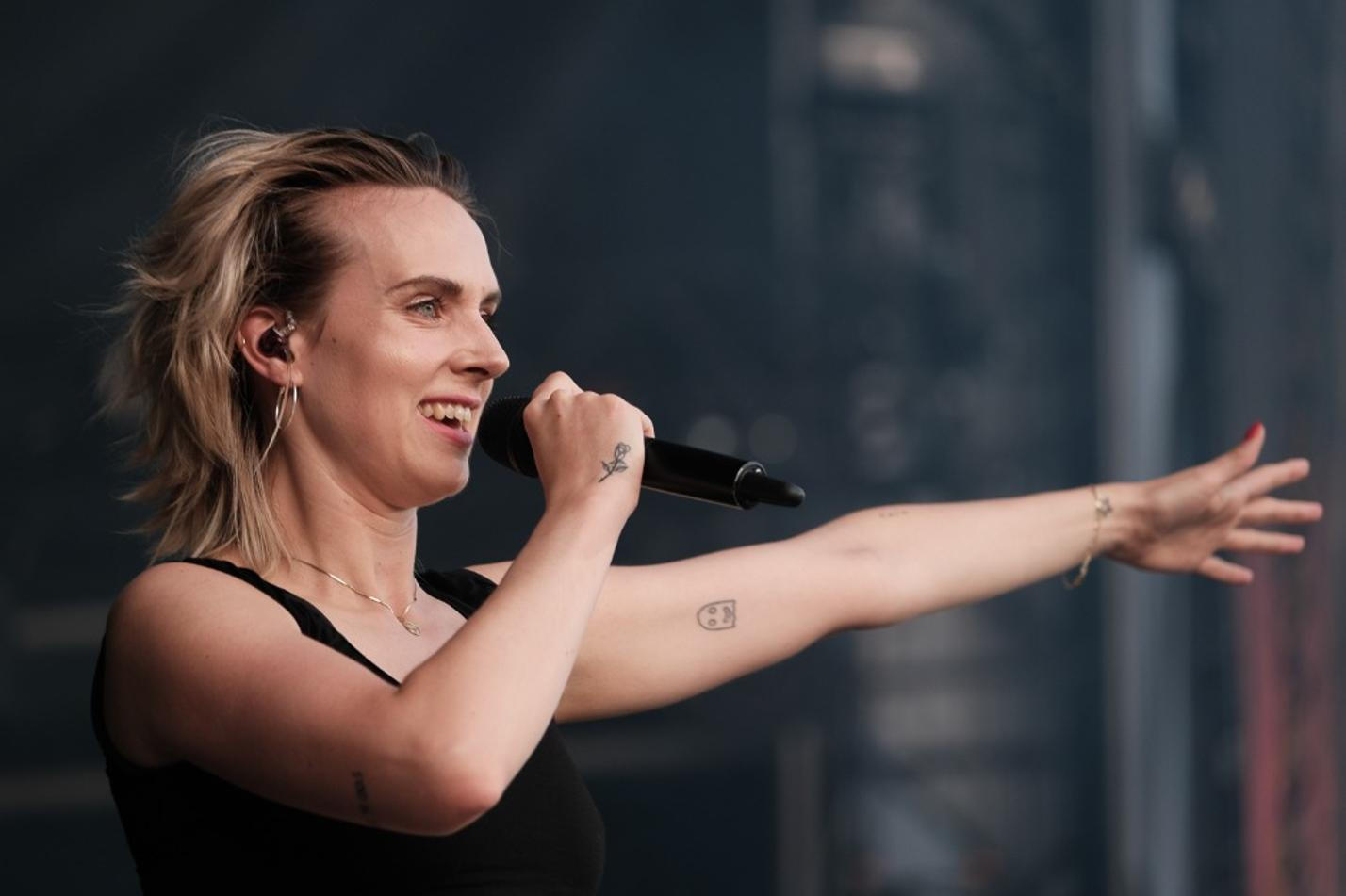 MØ