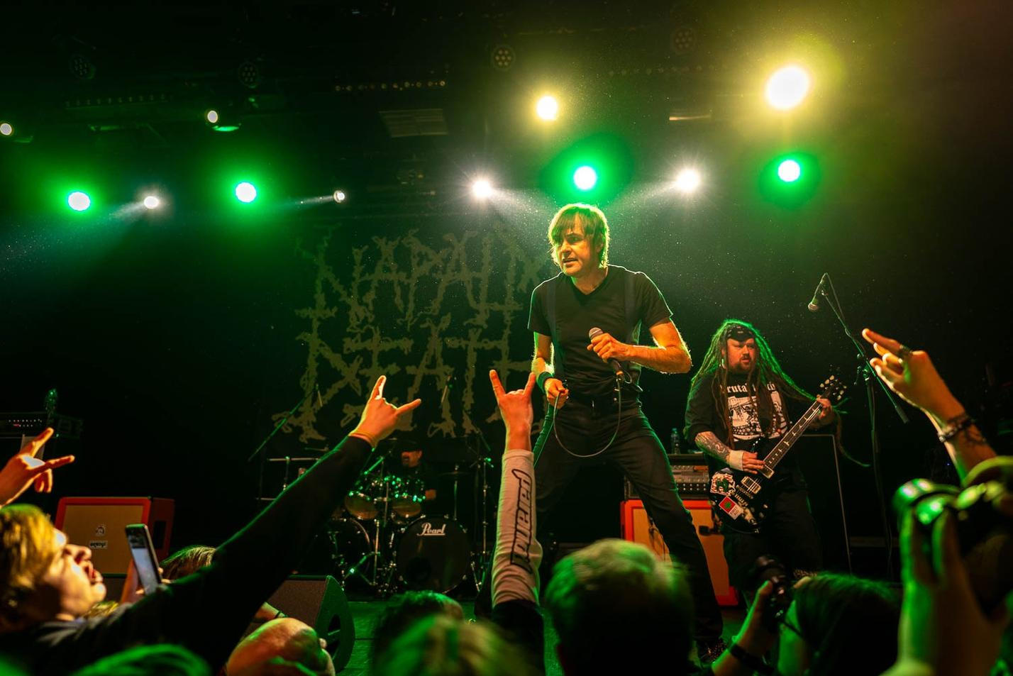 04-FM_NapamlDeath-2174-zpevLidi