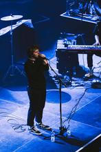 2 Lewis_Capaldi (4)