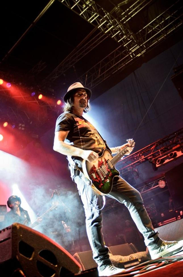 6748_motorhead