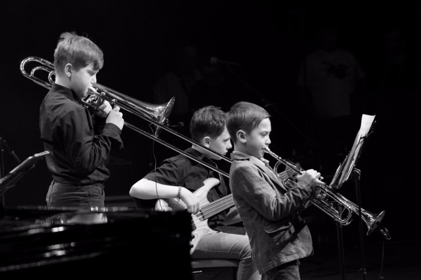 004JazzinecBand