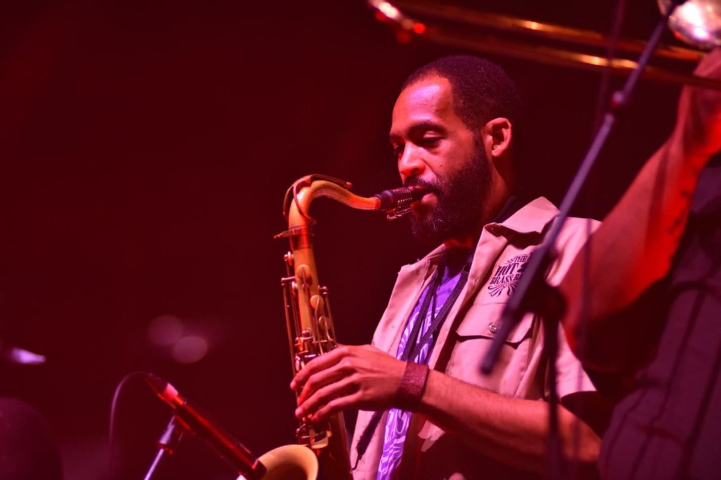 THE_HOT_8_BRASS_BAND_5