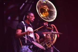 THE_HOT_8_BRASS_BAND_1