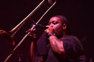 THE_HOT_8_BRASS_BAND_2