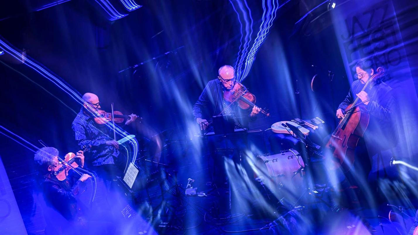 Kronos Quartet - Sono Brno