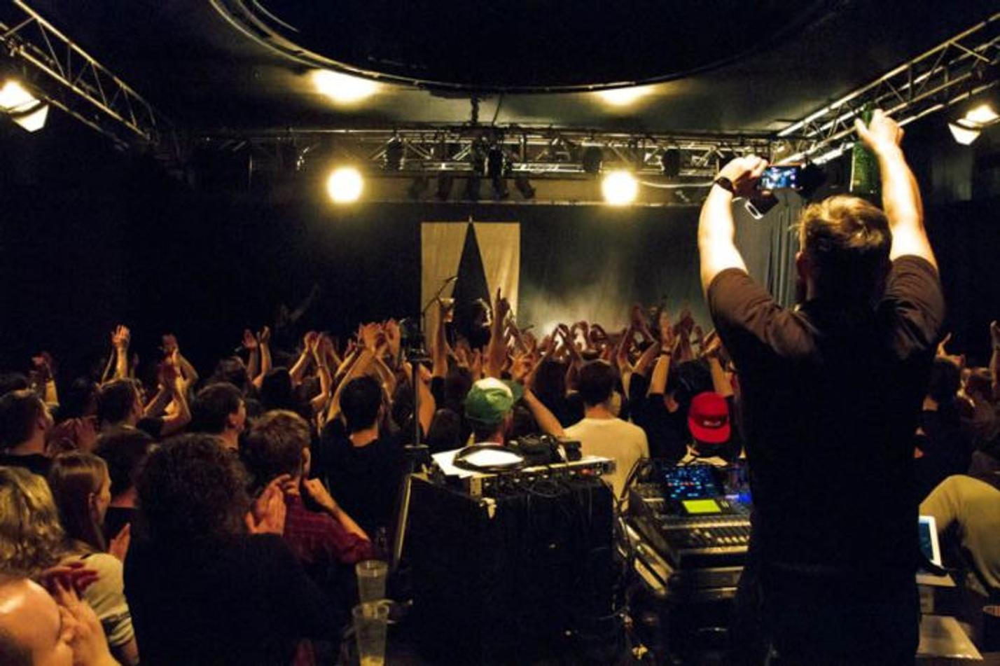 ASIWYFA (20)