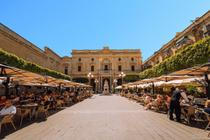 Caffe Cordina and National Library