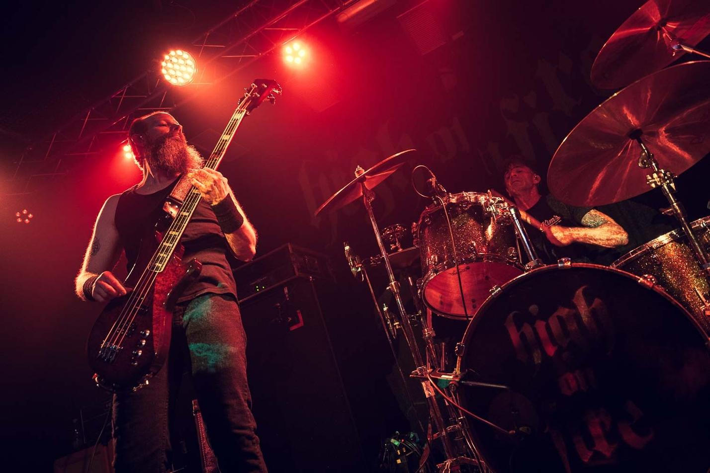 HIGH_ON_FIRE-3